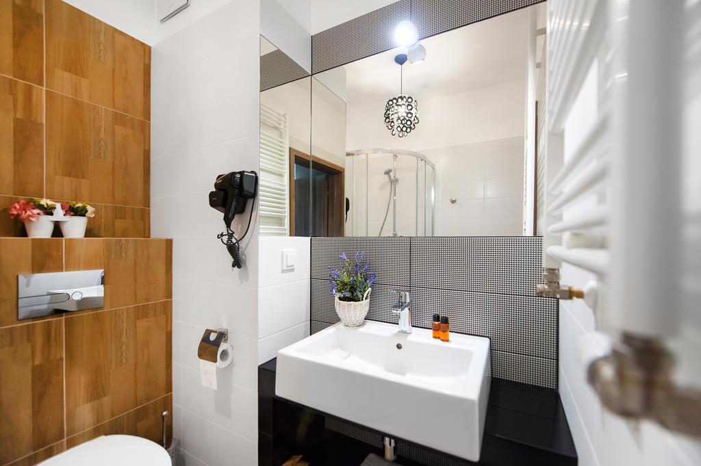 Prestige Apartments Wola Kolejowa Varsovia Habitación foto