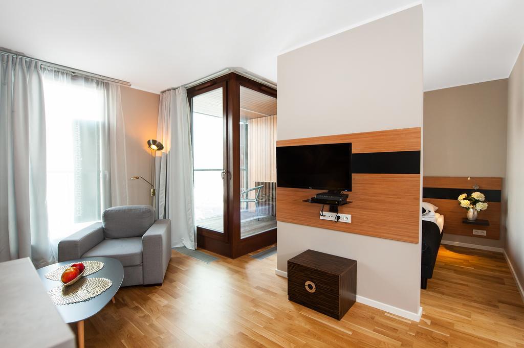 Prestige Apartments Wola Kolejowa Varsovia Habitación foto